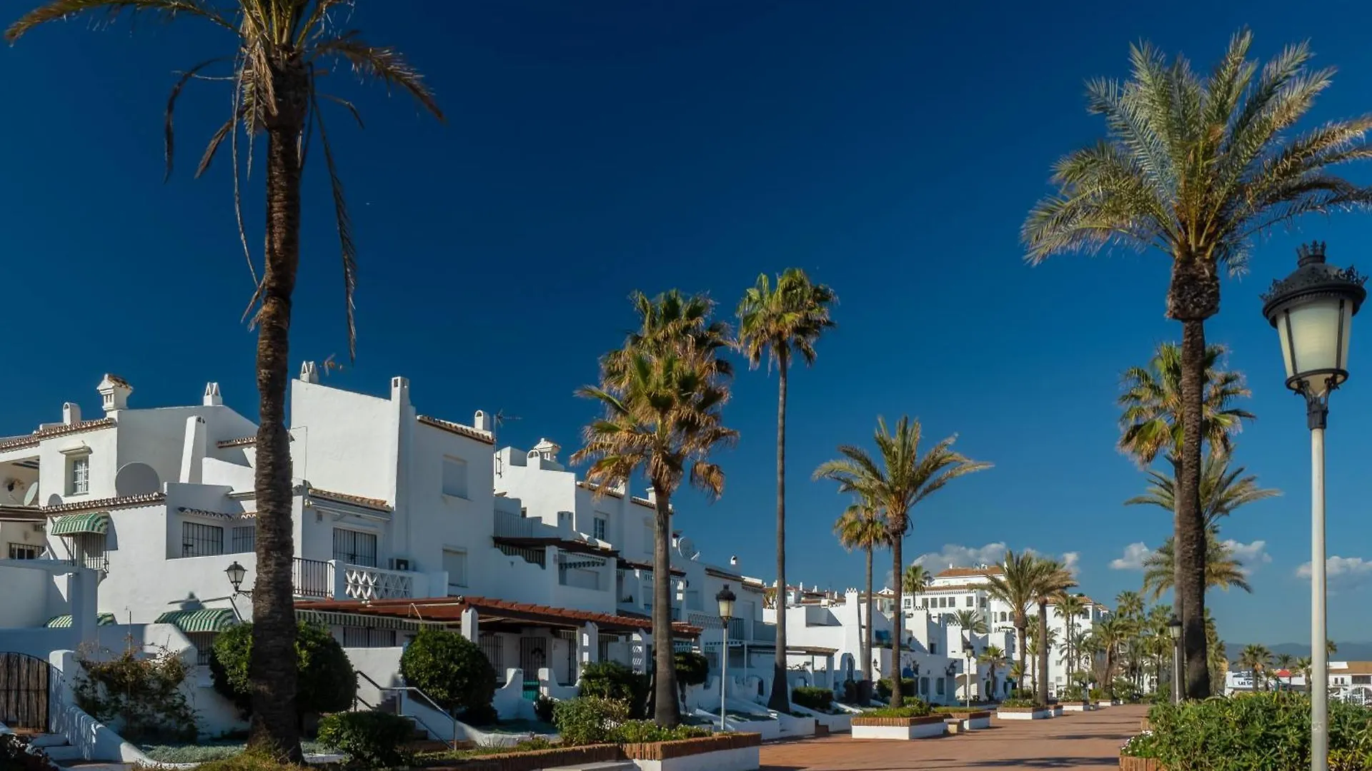 2044-Groundfloor With Huge Terrace And Pools Apartment Manilva Spain