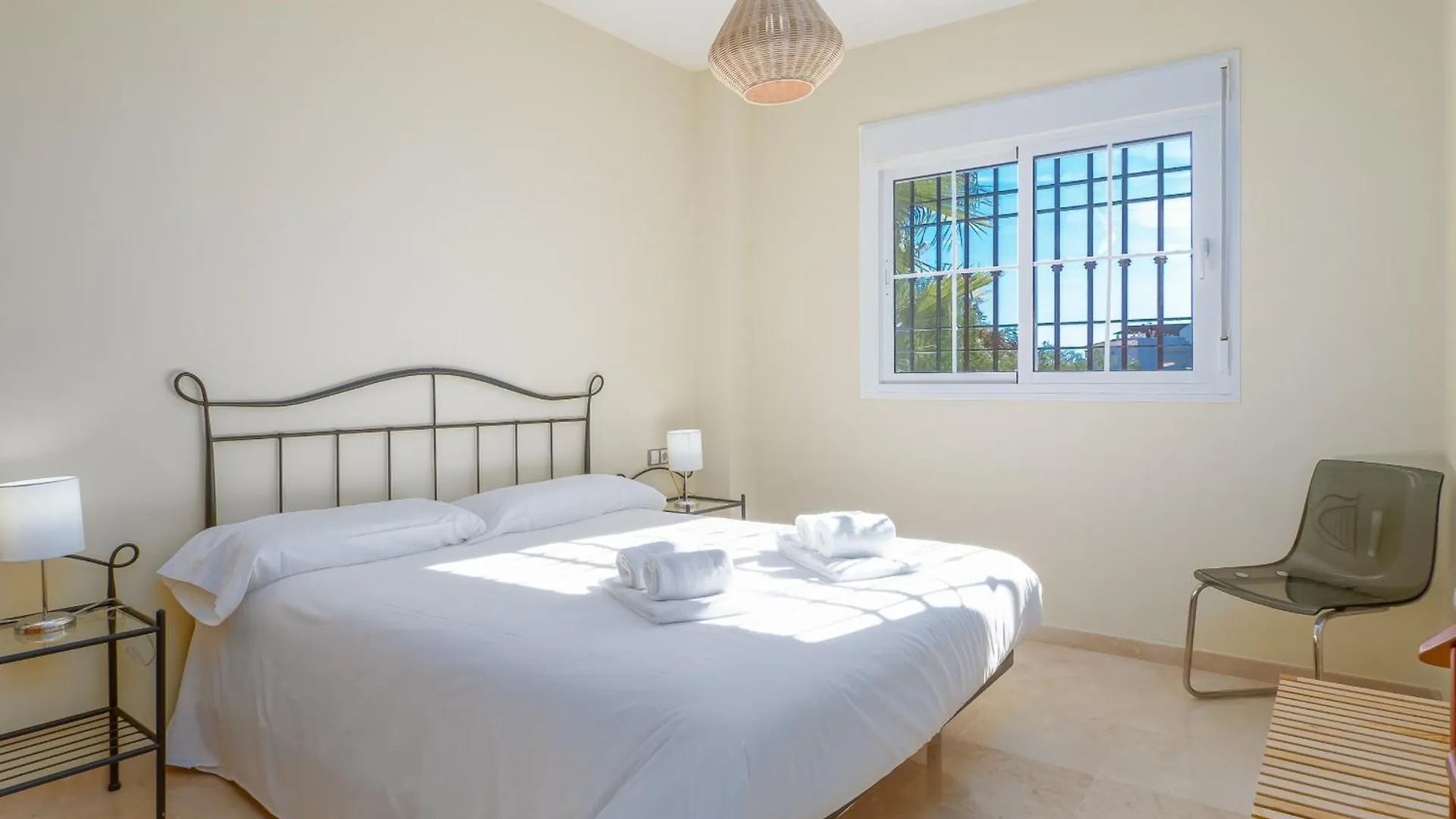 2044-Groundfloor With Huge Terrace And Pools Apartment Manilva Spain